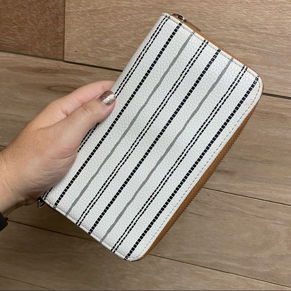 Thirty One All About the Benjamin’s wallet Striped